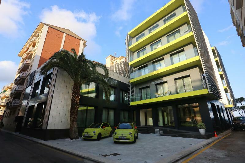 Cosmo Apartments Платья-де-Аро Экстерьер фото